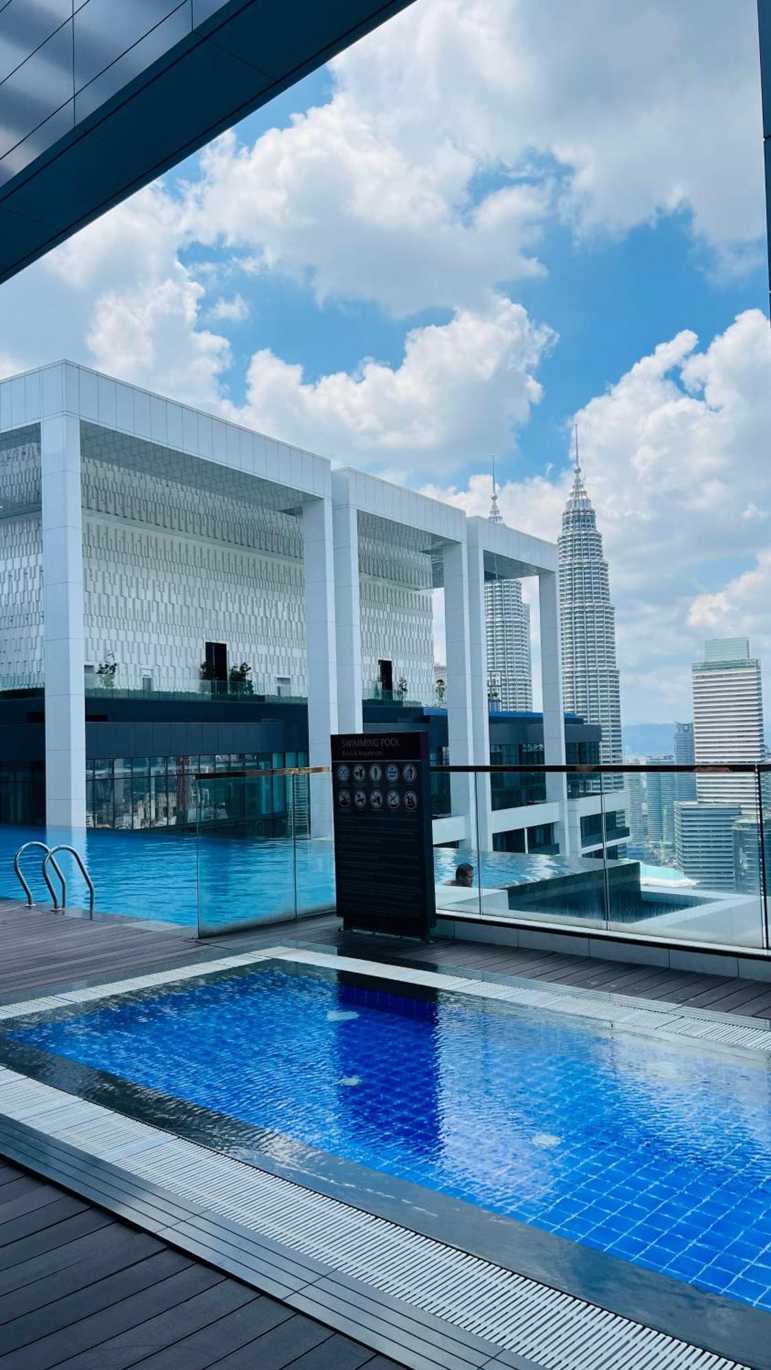 The Platinum Klcc By Faced