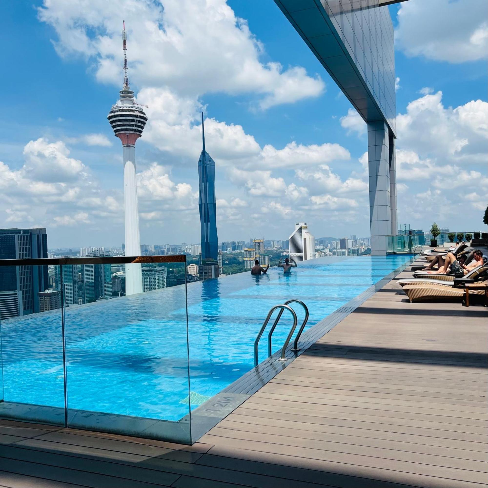 The Platinum Klcc By Faced *